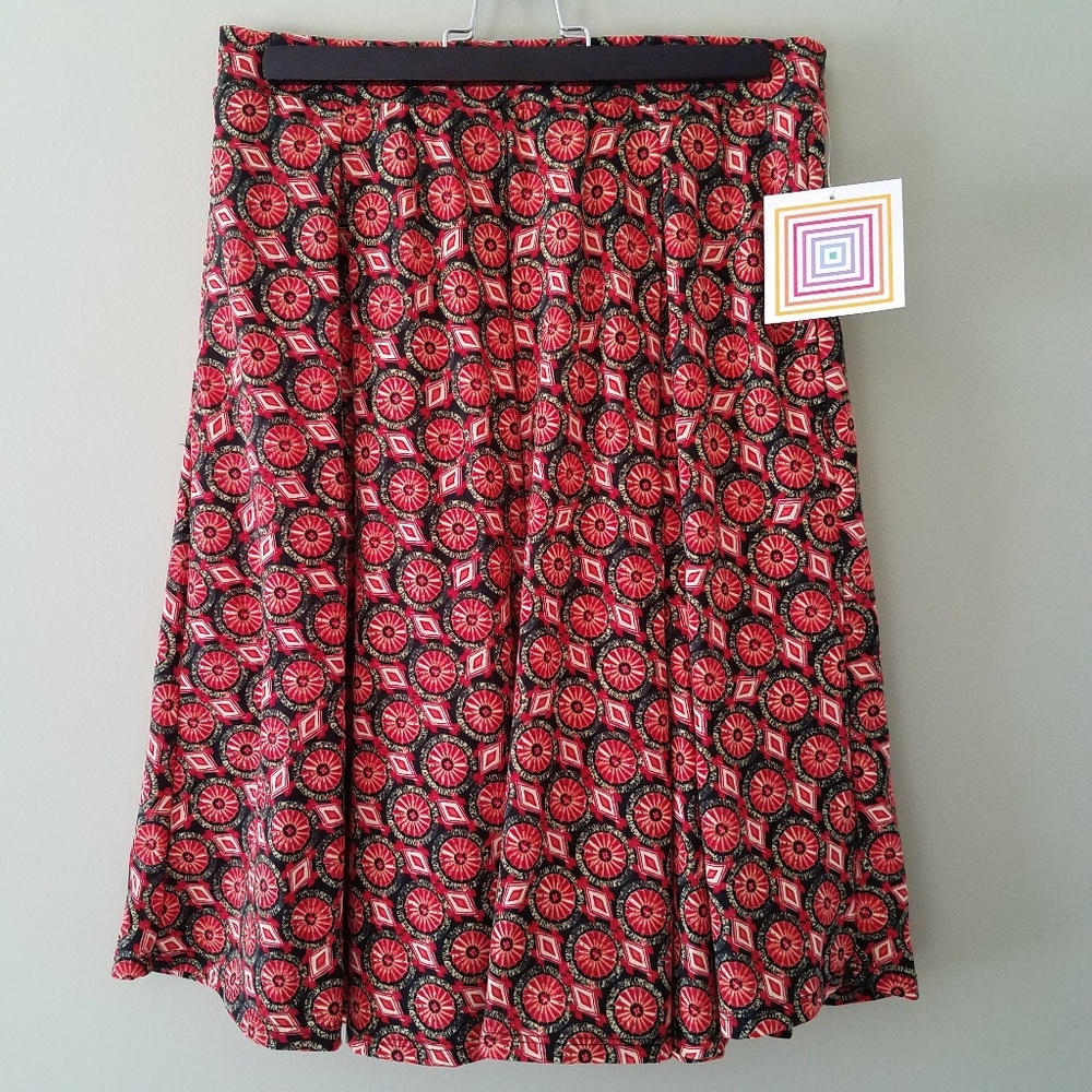 LuLaRoe | Madison Skirt NWT L 🦄🍁🍃fall geometric
